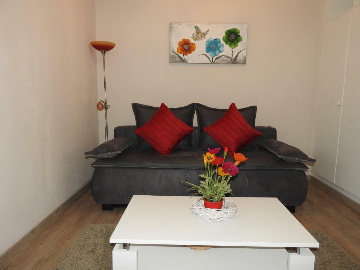 Warmbad Apartment *